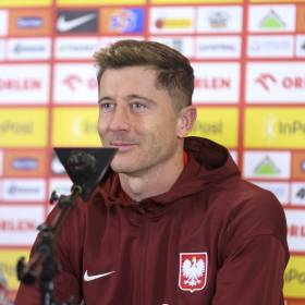 Robert Lewandowski nagle pojawił się u podopiecznych fundacji Cancer Fighters. Nagranie trafiło do sieci
