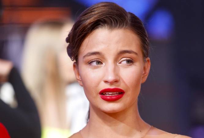 Julia Wieniawa w #hot16challenge2. Nie szczędzi mocnych słów! "Jadę z tym jak trabant"