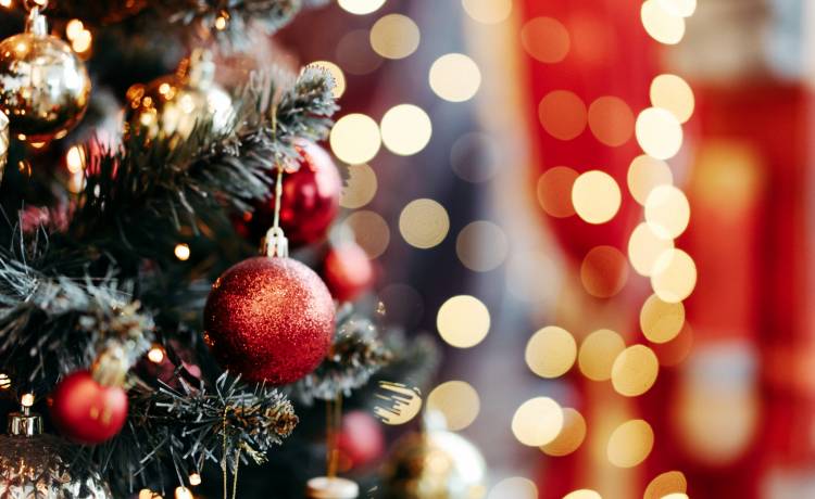 Ozdoby choinkowe mają swoje znaczenie. Sprawdź, co symbolizują! 