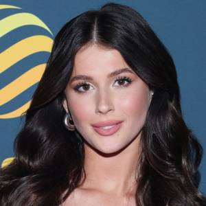 Roxie Węgiel zaprezentowała się w bieliźnie. Syn Kaźmierskiej skomentował jej zdjęcia