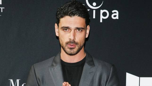 Michele Morrone na zdjęciu z synami. Tak wyglądają pociechy gwiazdy "365 dni"!                                                                      