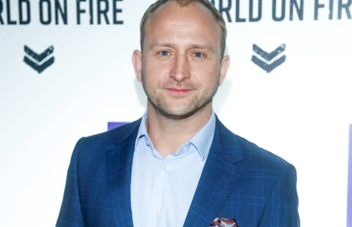 Borys Szyc na uroczym nagraniu z Heniem. "Nic lepszego dziś w internetach nie zobaczymy, cudni Wy"