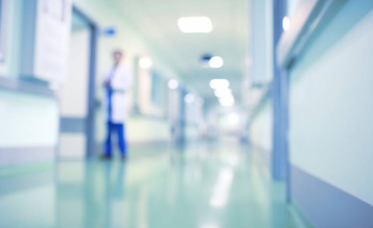 Minister zdrowia o maseczkach, izolacji i kwarantannie. Zarekomendował zmiany