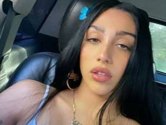 Córka Madonny w uwodzicielskiej pozie na Instagramie. Ubranie niewiele zakrywa