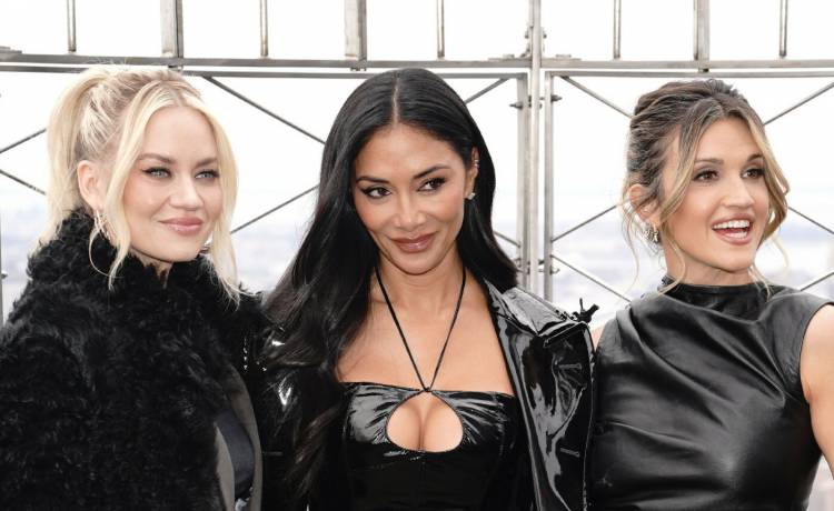 Rex Features/East News