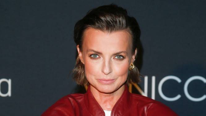 Ivo Lew, syn Kasi Sokołowskiej, skończył pół roku. Do sieci trafiły urocze kadry [FOTO]