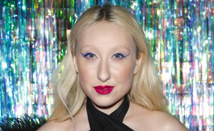 Tak zmieniła się Luna. Na zdjęciach sprzed lat wygląda inaczej [FOTO]