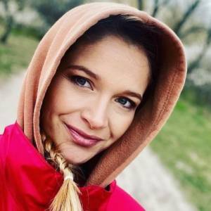 Marta Paszkin z programu: "Rolnik szuka żony" pokazała, jak karmi piersią. To pierwszy tak osobisty kadr od momentu porodu! "Cudny widok" [ZDJĘCIE]