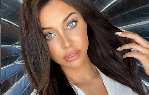 Magda z "Love Island"w koronkowym body odważnie odsłania ciało. "Eksplozja piękna" - komentują internauci             