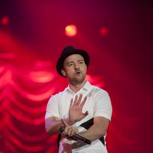 Justin Timberlake został zaatakowany! Kolejny incydent na Paris Fashion Week                                                            