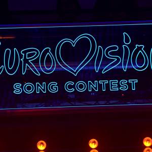 Nie do wiary! Światowy gwiazdor ma wystąpić na Eurowizji? Jego utwory znają wszyscy 