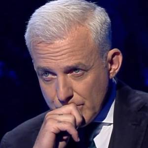 Bolesna porażka w "Milionerach". Pierwsze pytanie pokonało uczestniczkę, która błyskawicznie zaznaczyła złą odpowiedź...