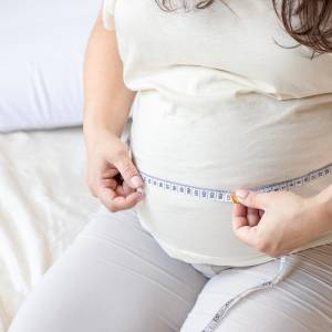 Ważyła 140 kg. Pozbyła się ponad połowy masy ciała. Pokazała jak wygląda jej skóra [WIDEO]