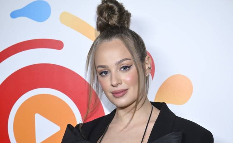 Wakacyjna Wiktoria Gąsiewska. Aktorka pokazała się w bikini [FOTO]