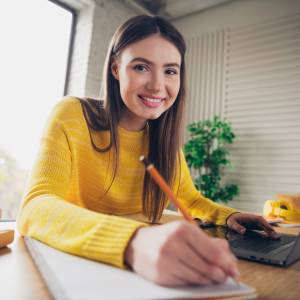 Jacy są ludzie urodzeni w lutym? Wyróżniają ich te 3 cechy