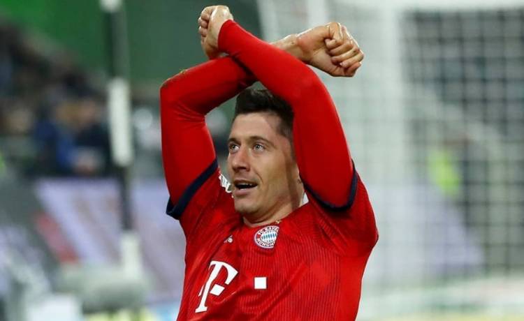 Robert Lewandowski najskuteczniejszym obcokrajowcem w Bundeslidze!           