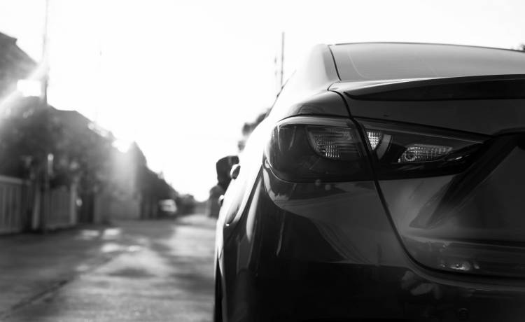 Dziecko zmarło w rozgrzanym aucie. Trudno uwierzyć, co w tym czasie robił jego ojciec