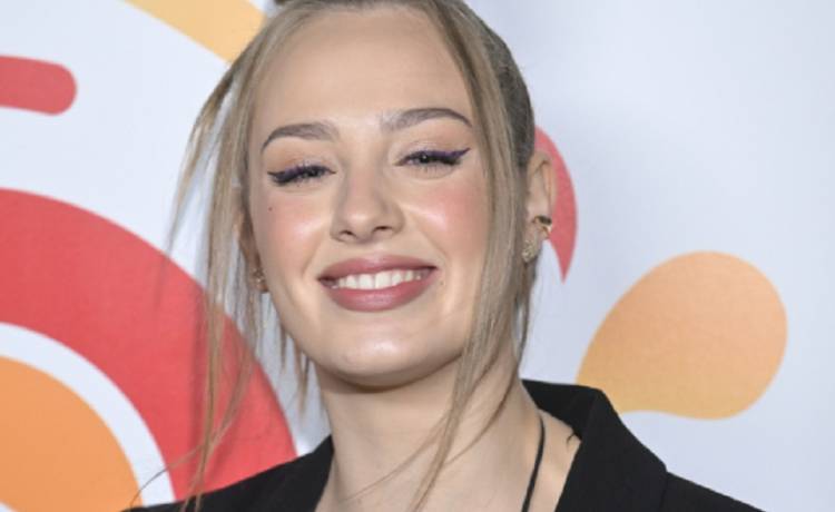 Wiktoria Gąsiewska kusi przed obiektywem. Czarno-białe kadry rozgrzały fanów [FOTO]