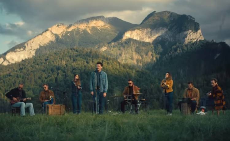 "Małomiasteczkowy" w Tatrach. Dawid Podsiadło znów zachwyca! Fani: Jak to możliwe, że akustyczne wersje są jeszcze lepsze?