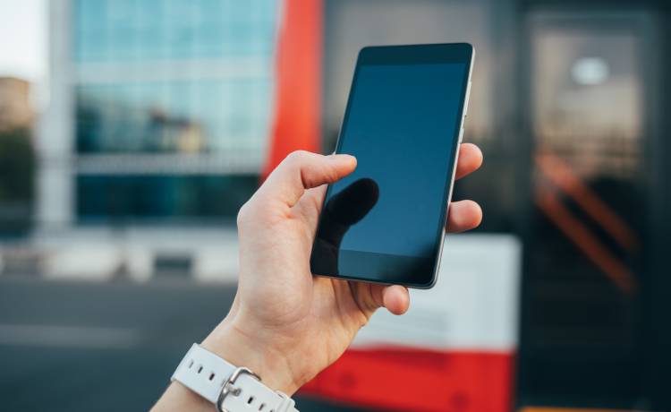 Nowy sposób na kradzież pieniędzy z konta! Sprawdź, czy nie masz tej aplikacji, fot. Shutterstock