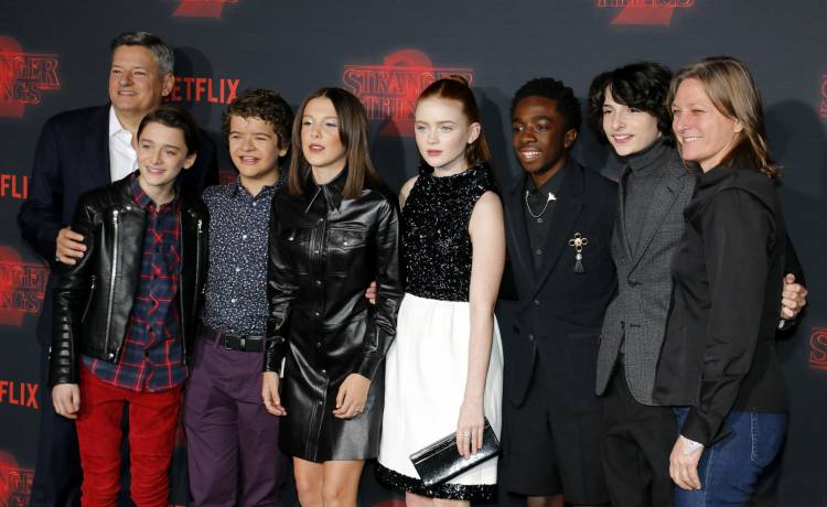 "Stranger Things 4". Ktoś umrze w finałowych odcinkach? Aktor rozwiewa wątpliwości!