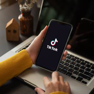 Znane piosenki znikają z TikToka. Universal Music Group kończy współpracę z platformą