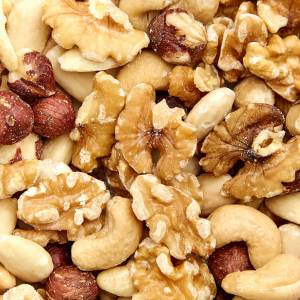 Seniorzy powinni jeść je każdego dnia. Wystarczy kilka sztuk