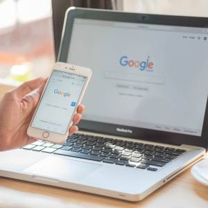 Dlaczego nie ma "M jak miłość"? Czym jest instrybutor? - o co w tym roku pytaliśmy Google'a?