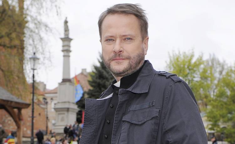 Artur Żmijewski, czyli serialowy ojciec Mateusz, fot. AKPA