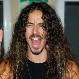 Michał Szpak zmienił kolor włosów. Co za metamorfoza!                   