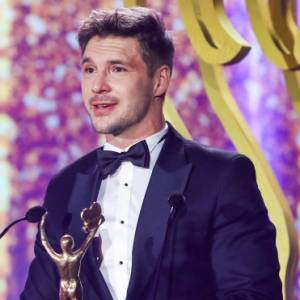 Mikołaj Roznerski zaskoczył nowym zdjęciem! Fani przecierają oczy: "Wielki powrót"