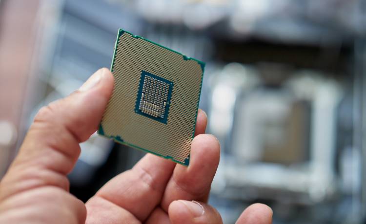 Procesory dostępne w... automatach! Część komputerową można zdobyć za niewielkie pieniądze