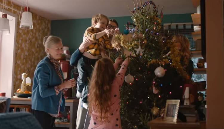 Świąteczna reklama Allegro już jest! Nowy spot znowu wzrusza                                    