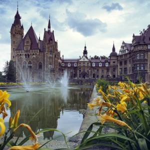 365 pokoi, 99 wież i... sekrety, o których nie miałeś pojęcia! Zamek Moszna czeka na odkrycie