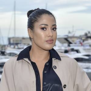 Patricia Kazadi z dekoltem do pasa! Co za stylizacjia. "Ma się ochotę powiesić Twoją fotkę nad łóżkiem" [FOTO]