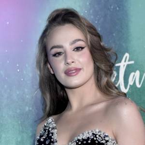 Wiktoria Gąsiewska podgrzała atmosferę. Zapozowała tylko w bieliźnie [FOTO]