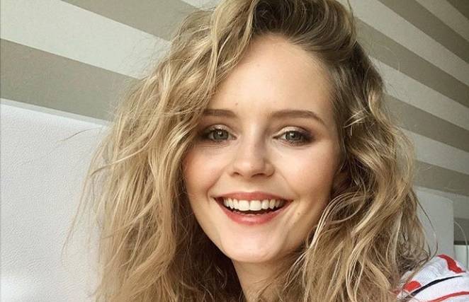 Olga Kalicka pokazała zdjęcie, jak karmi piersią. Fani podzieleni                  