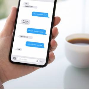 Wyświetlona wiadomość - jak sprawić, by była "nieprzeczytana". Jak ukryć, że odczytałeś wiadomość? Facebook, Messenger, opcje