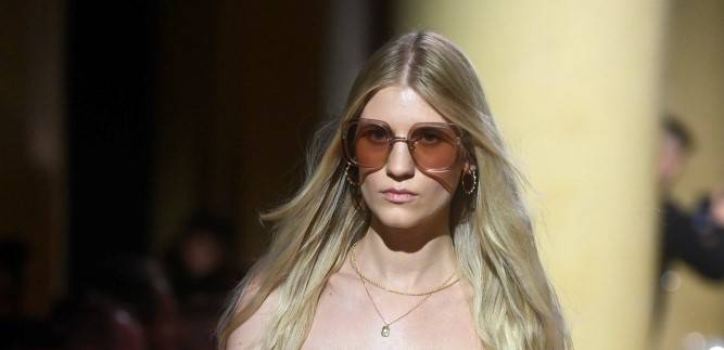 Finalistka "Top Model" odsłoniła ciało w czarnym body. Internauci oniemieli: "Hot" [FOTO]