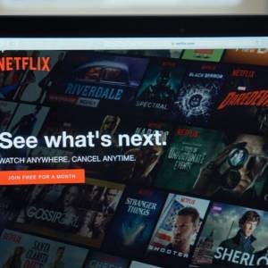 Netflix - nowości na styczeń 2022. "After Life 3", "Jak pokochałam gangstera", "Ozark" już wkrótce! [WIDEO]