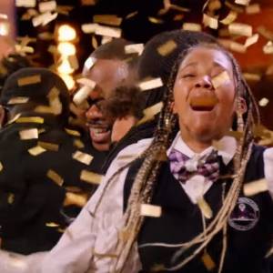 Grupa uczniów zachwyciła w "Mam Talent" i przeszła prosto do finału! To nie jest tradycyjny chór! 