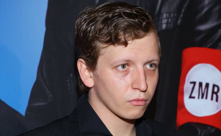 Maciej Musiałowski nie dotrzymał terminu. Fani rozczarowani: "Czekam już od godziny"