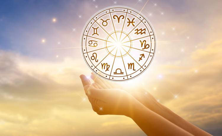 Wymarzony tydzień dla Raków. Którym znakom jeszcze się poszczęści? Sprawdź w horoskopie tygodniowym!