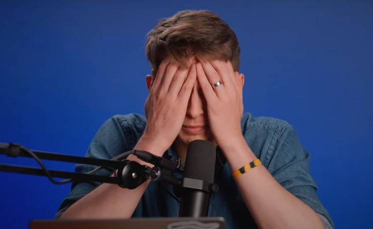 Youtuber nie czuje się bezpiecznie w sieci. Dostaje mnóstwo nienawistnych komentarzy