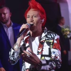 Michał Wiśniewski wydał nową piosenkę! "Piątek" trafił do sieci! Była żona wspiera wokalistę w promowaniu utworu