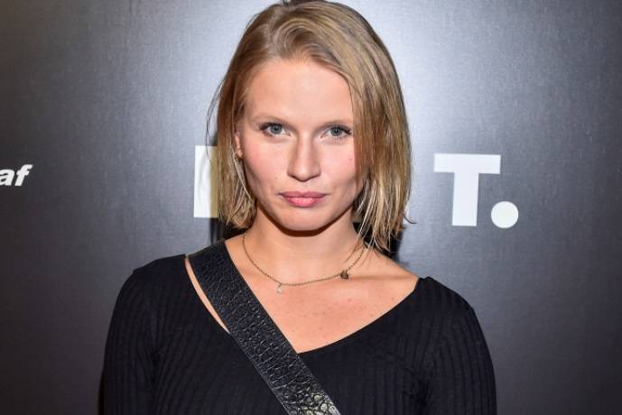 Gwiazda serialu "Blondynka" nago! Natalia Rybicka publikuje odważny kadr!