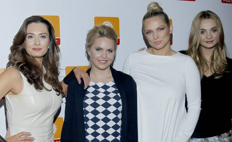 Anita Sokołowska doznała kontuzji. Aktorka pokazała, jak porusza się o kulach [ZDJĘCIE]