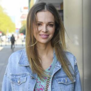 Anna Wendzikowska rozpala sieć. Dziennikarka odsłania biust w wyciętym bikini [ZDJĘCIE]