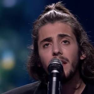 Zwycięzca Eurowizji zaskoczył fanów! Salvador Sobral wykonał w oryginale "Dwa serduszka, cztery oczy" [WIDEO]