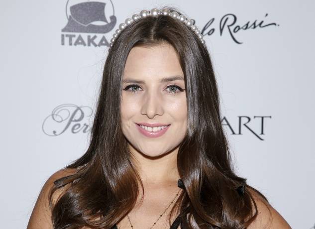 Naturalna Ola Nowak śmiało eksponuje dekolt! Gorący kadr trafił do sieci! [FOTO]